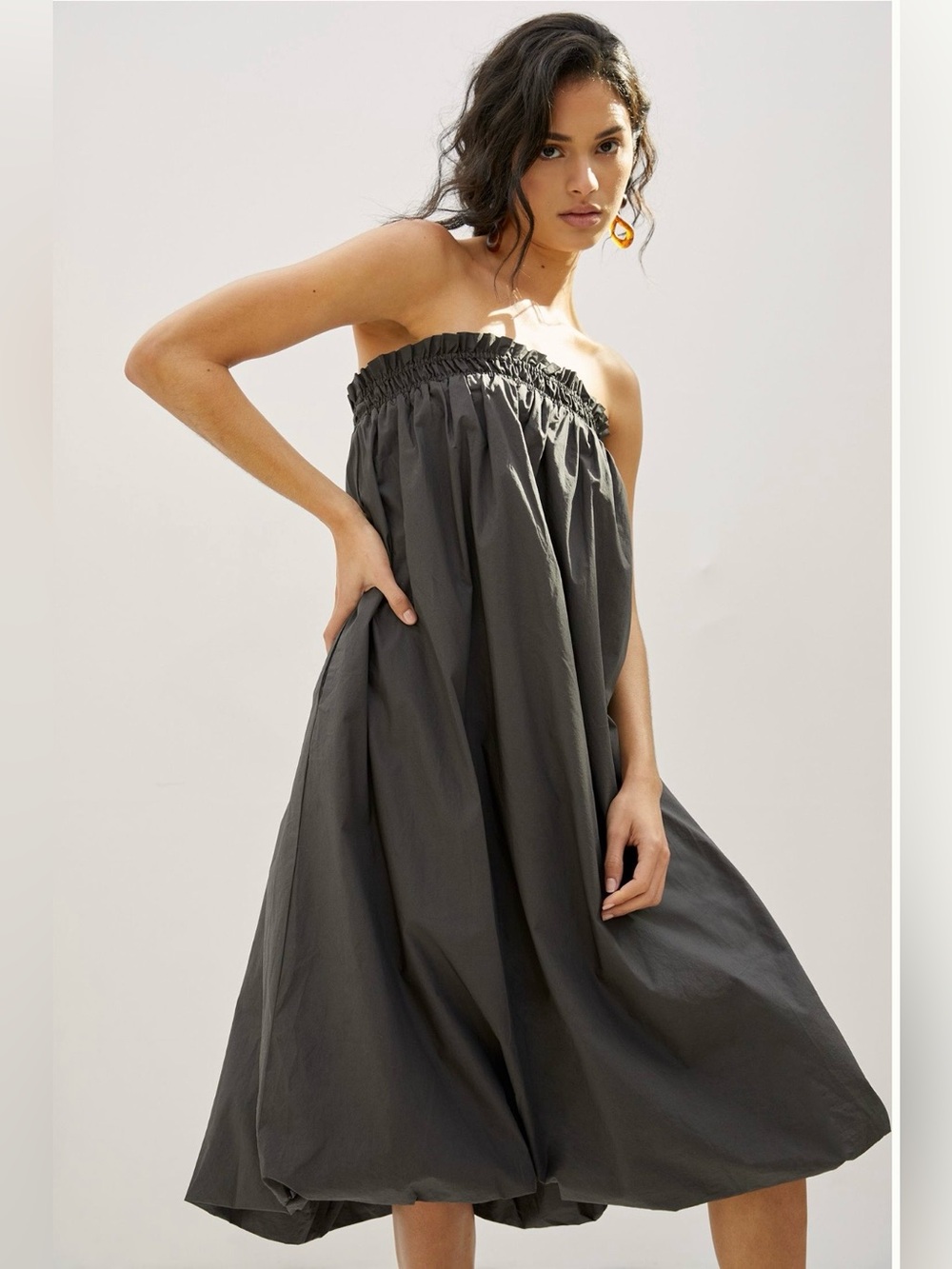 Anthropologie Bettina Bubble Hem Strapless Midi Dress